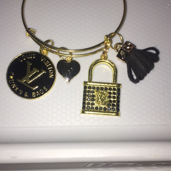 Bracelet - Picture 2 of 2